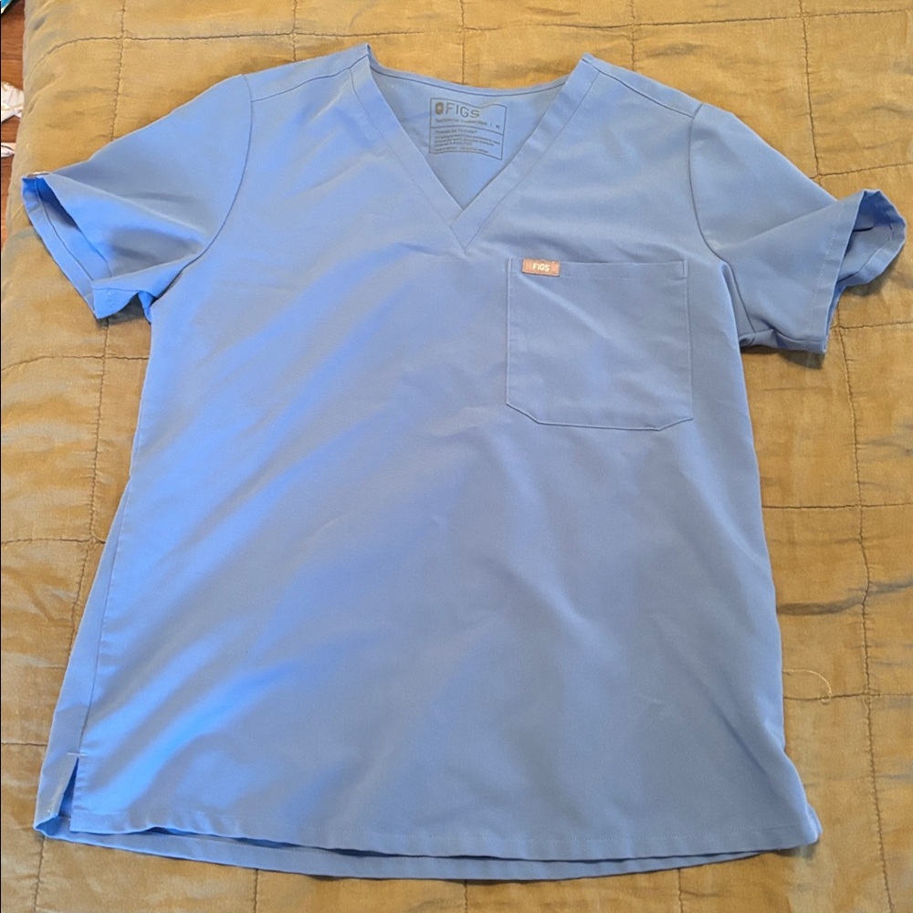 Figs short sleeve scrub top